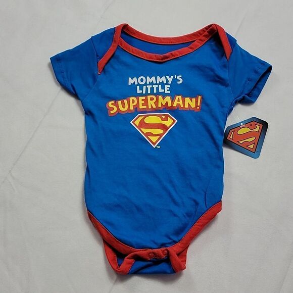 🖤5/$20🖤 DC..SUPER MAN.. baby onesie.. - Picture 1 of 3
